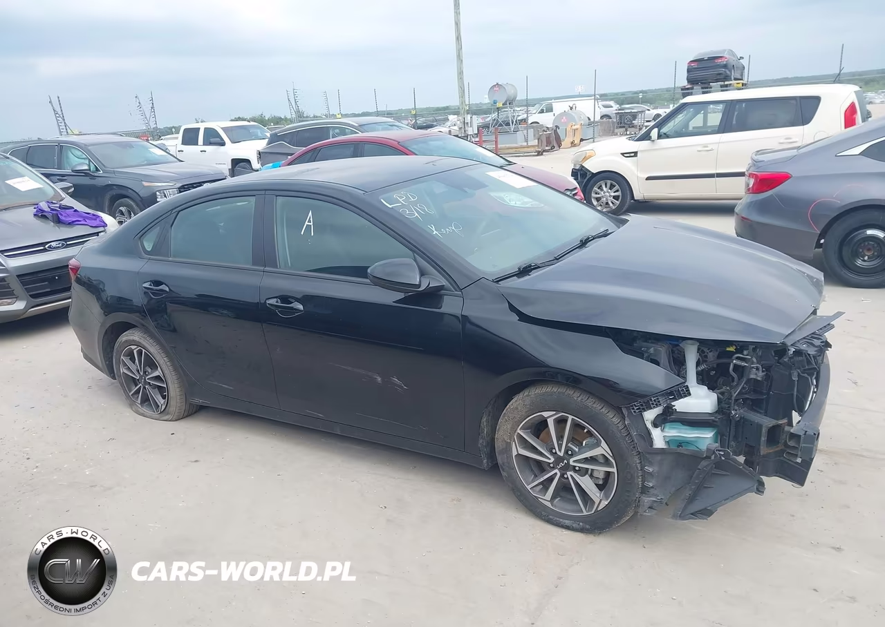 2023 Kia Forte Lxs VIN:3KPF24ADXPE599391 - 14