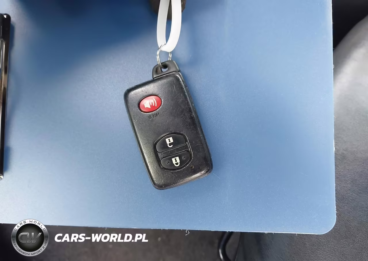 2013 Toyota Prius Three Se VIN:JTDKN3DU3D1646142 - 11