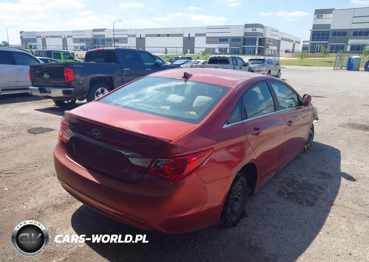 2013 Hyundai Sonata Gls VIN:5NPEB4AC7DH535948 - 4