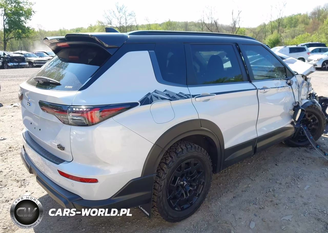 2025 Mitsubishi Outlander Trail Edition S-Awc VIN:JA4J4VA85SZ039962 - 4
