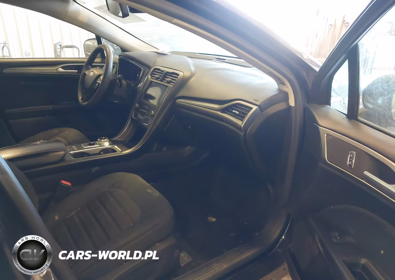 2020 Ford Fusion Se VIN:3FA6P0HD3LR256060 - 5