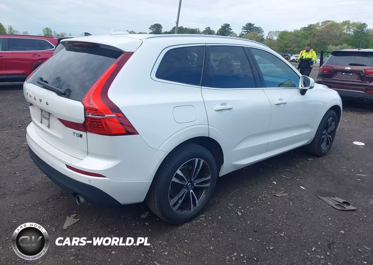 2020 Volvo Xc60 T5 Momentum VIN:YV4102RK3L1428645 - 4