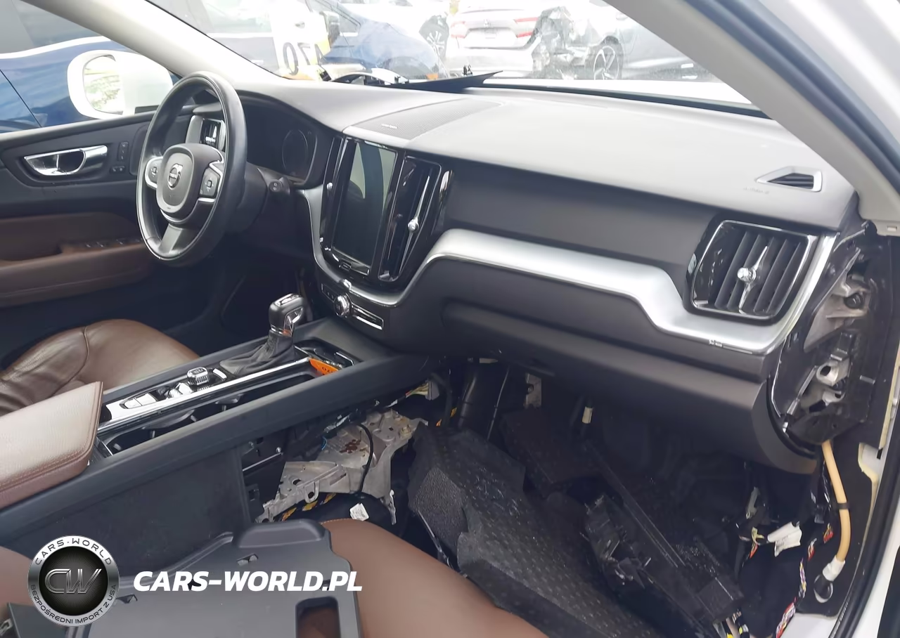 2020 Volvo Xc60 T5 Momentum VIN:YV4102RK3L1428645 - 5