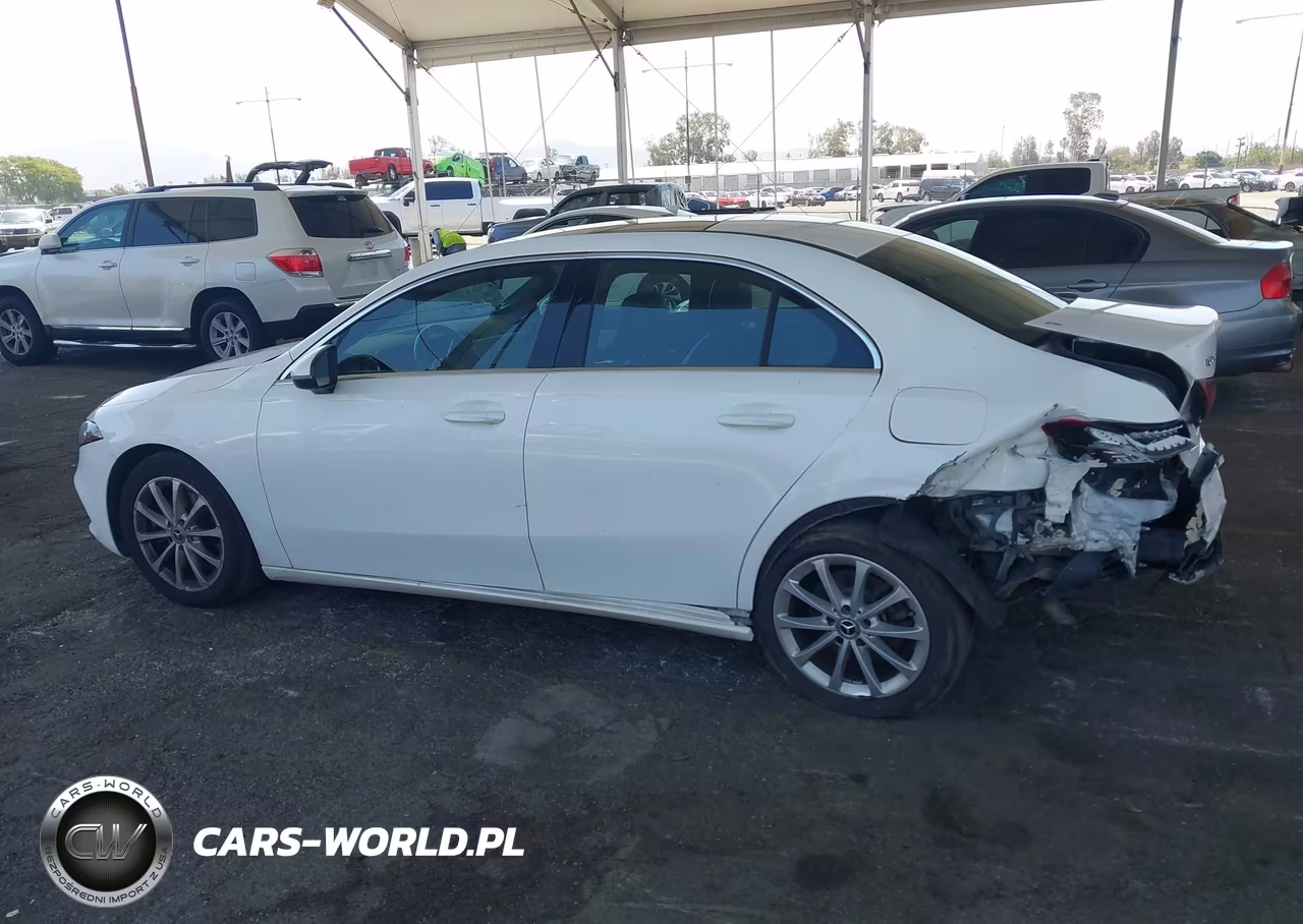 2019 Mercedes-Benz A 220 4Matic VIN:WDD3G4FB4KW026941 - 14