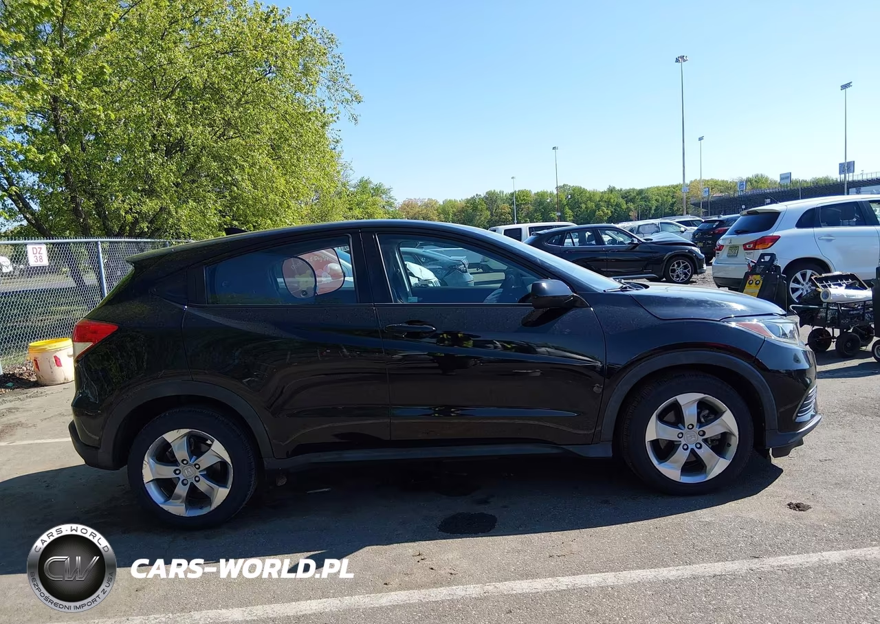 2019 Honda Hr-V Lx VIN:3CZRU6H3XKG723831 - 13