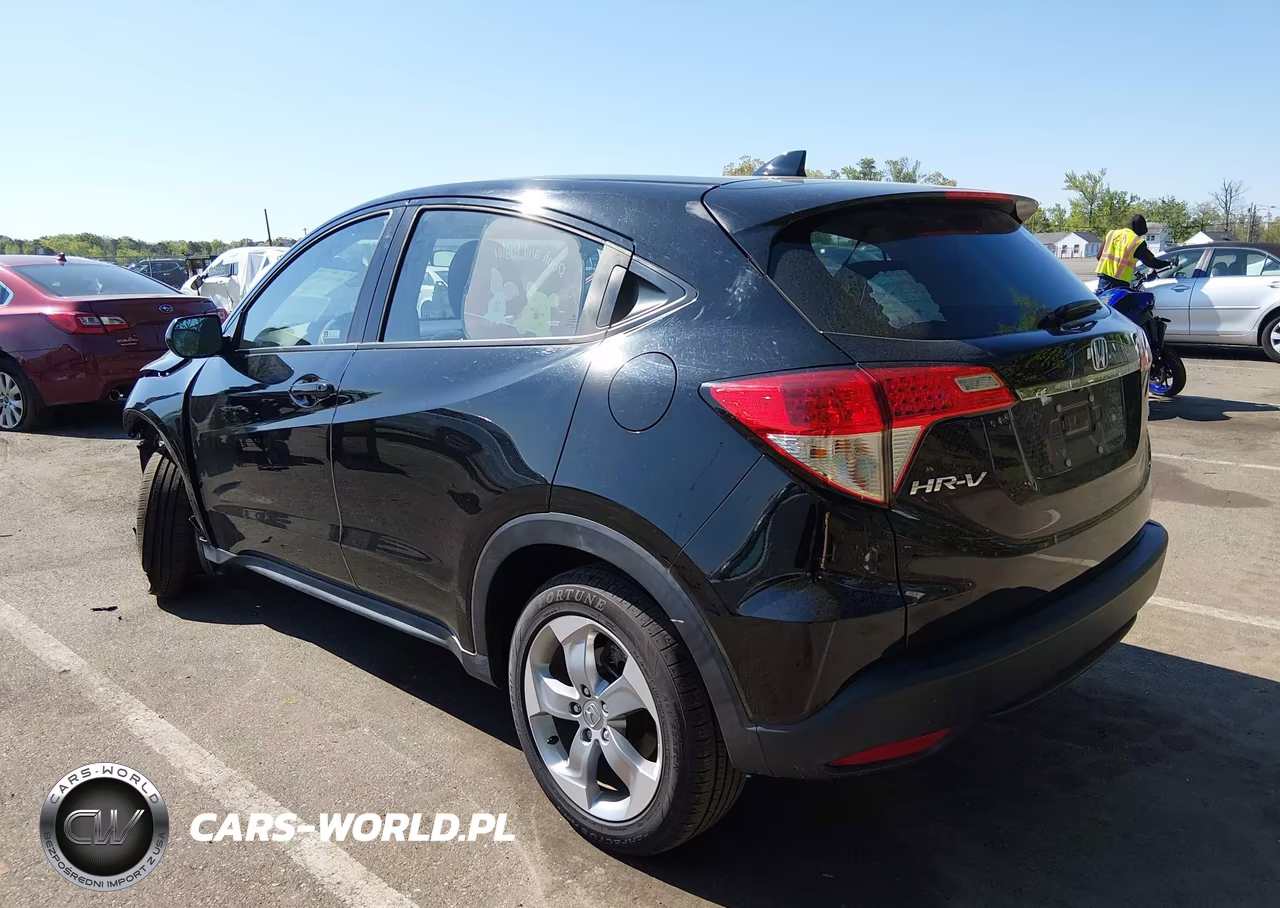 2019 Honda Hr-V Lx VIN:3CZRU6H3XKG723831 - 3