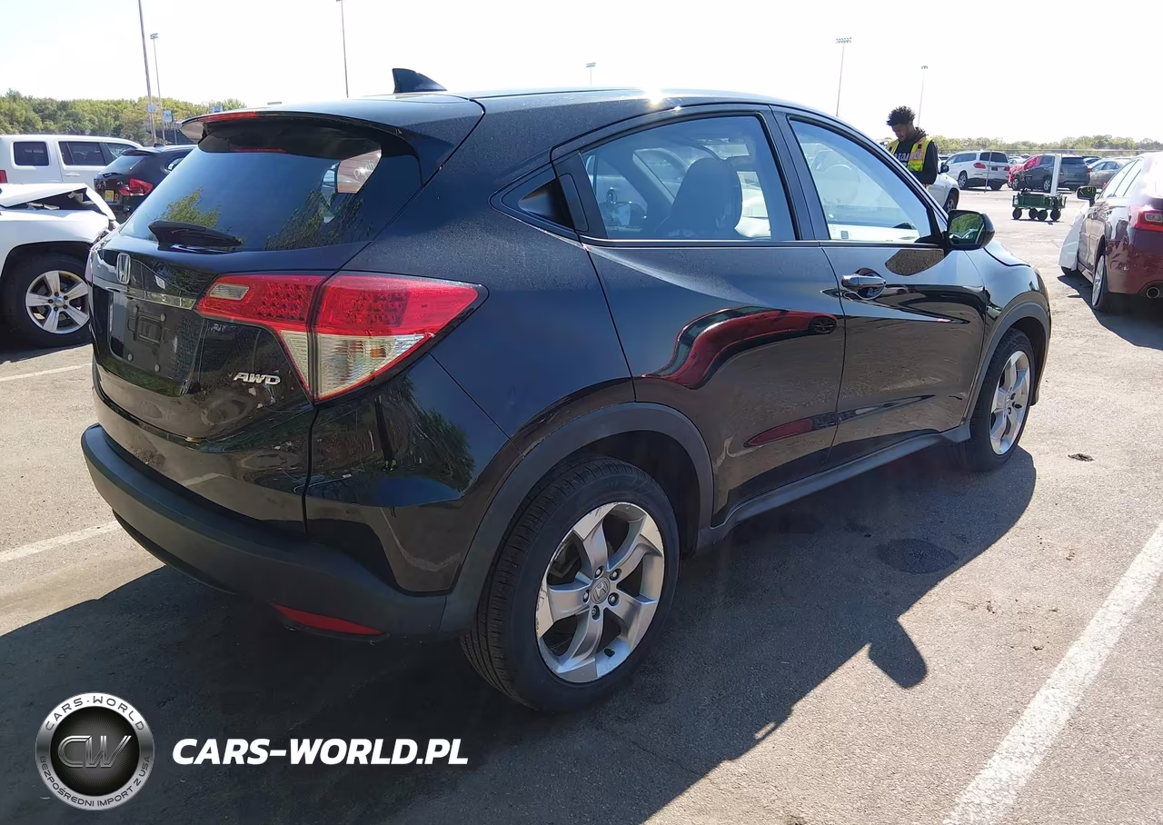2019 Honda Hr-V Lx VIN:3CZRU6H3XKG723831 - 4