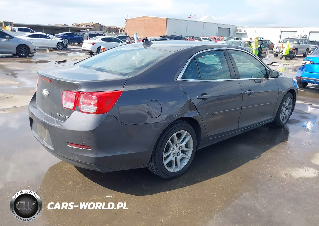 2013 Chevrolet Malibu 1Lt VIN:1G11C5SA2DF245666 - 4