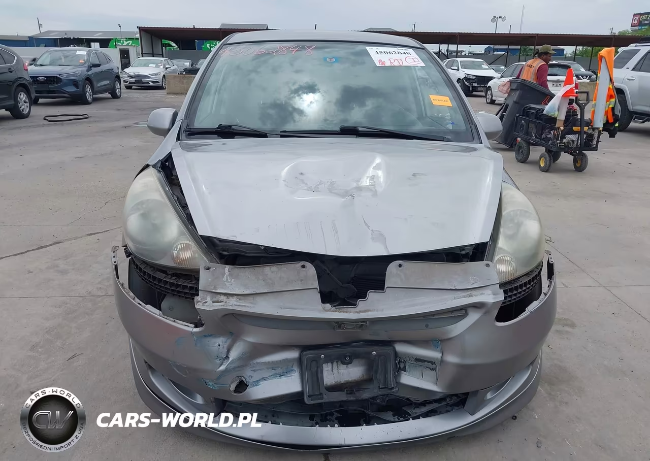 2007 Honda Fit Sport VIN:JHMGD38617S002754 - 13