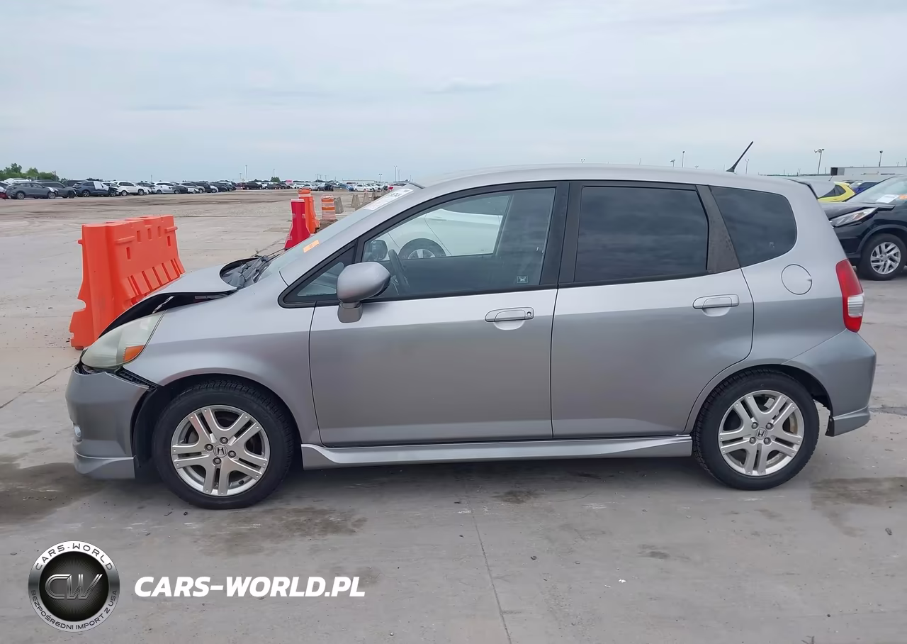2007 Honda Fit Sport VIN:JHMGD38617S002754 - 15