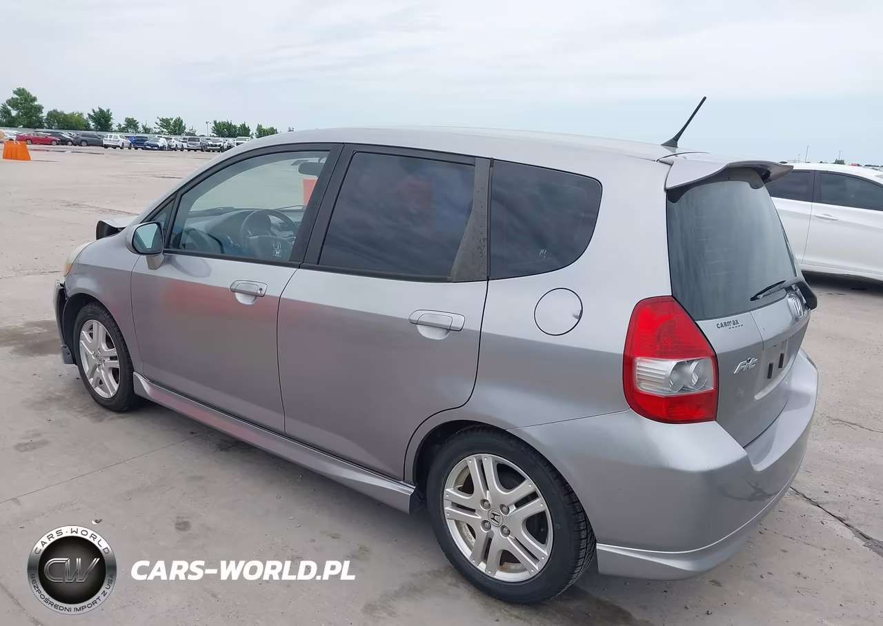 2007 Honda Fit Sport VIN:JHMGD38617S002754 - 3