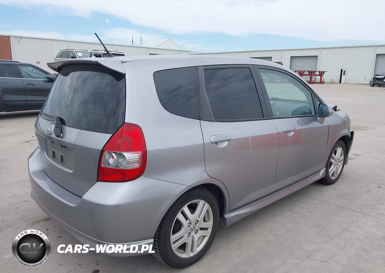 2007 Honda Fit Sport VIN:JHMGD38617S002754 - 4