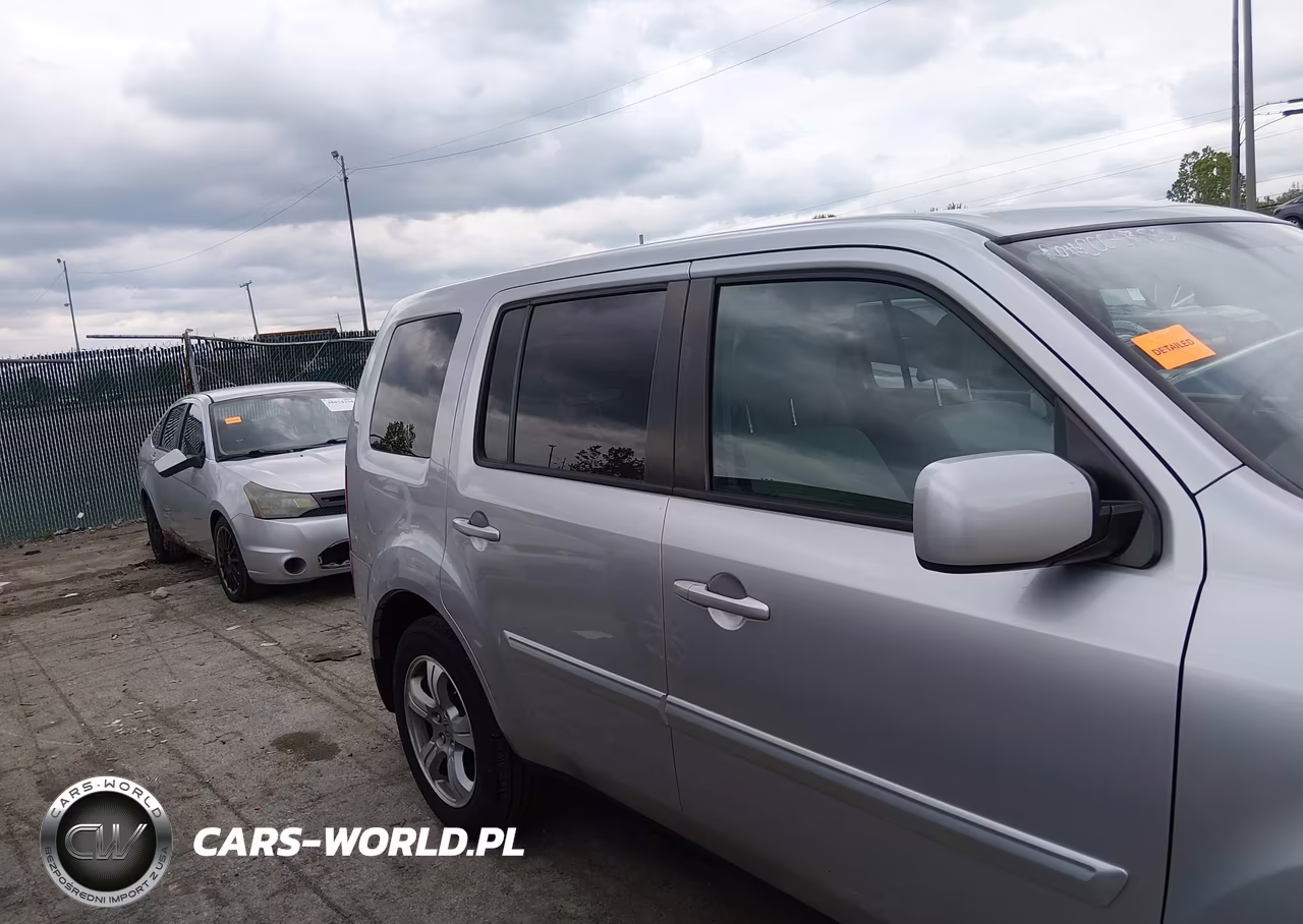 2015 Honda Pilot Ex VIN:5FNYF4H42FB070612 - 13
