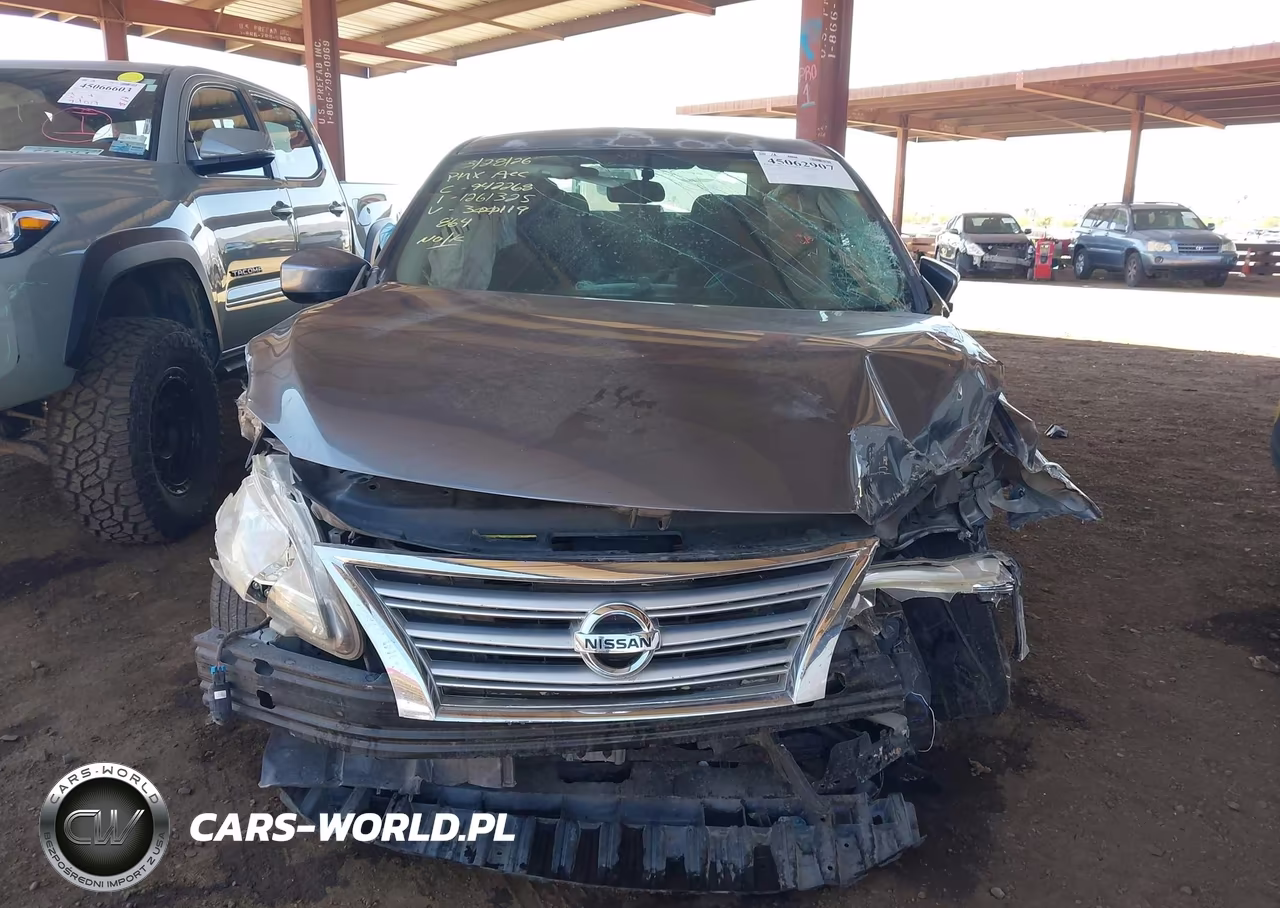 2015 Nissan Sentra S VIN:3N1AB7AP5FY300119 - 11