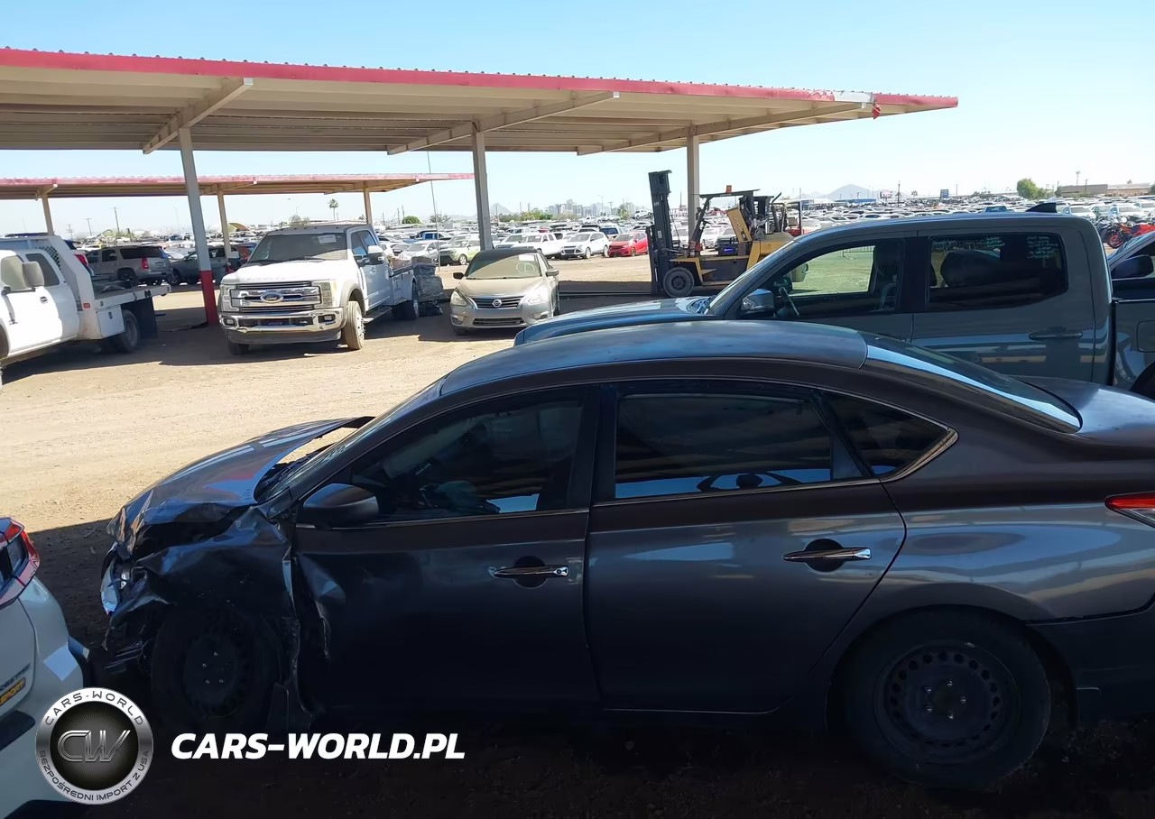 2015 Nissan Sentra S VIN:3N1AB7AP5FY300119 - 13