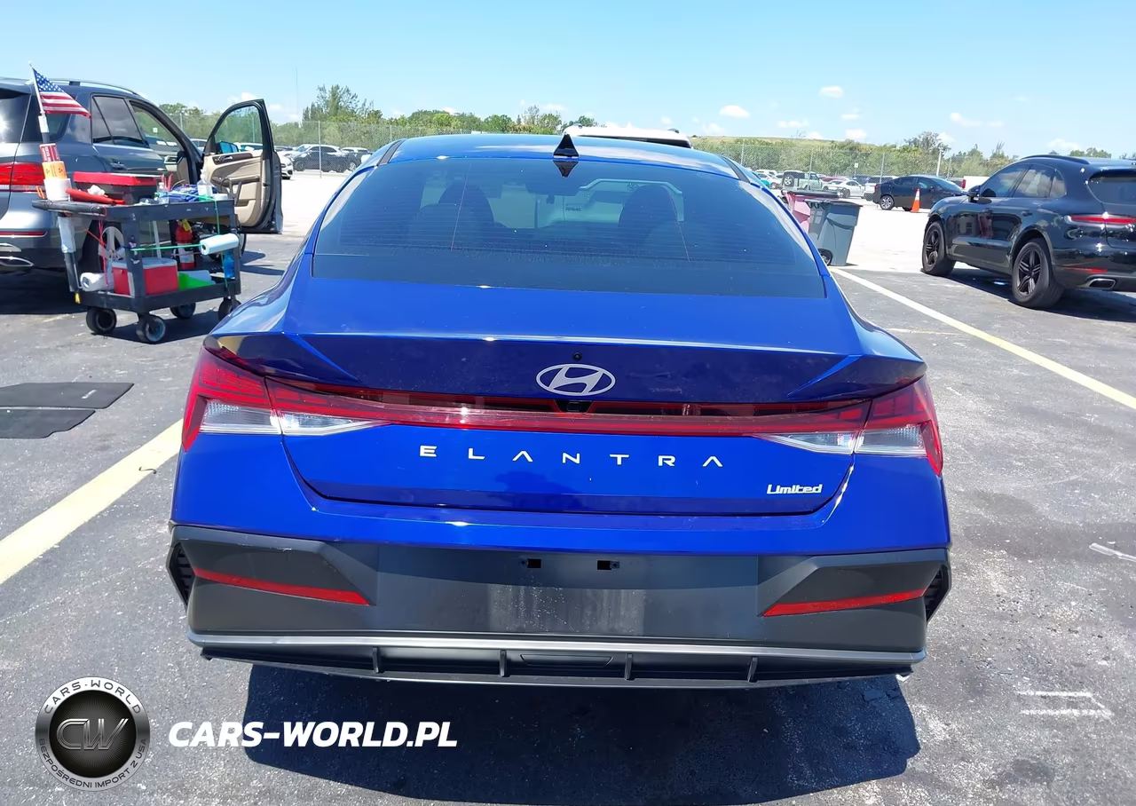 2025 Hyundai Elantra Limited VIN:KMHLP4DG9SU082664 - 16