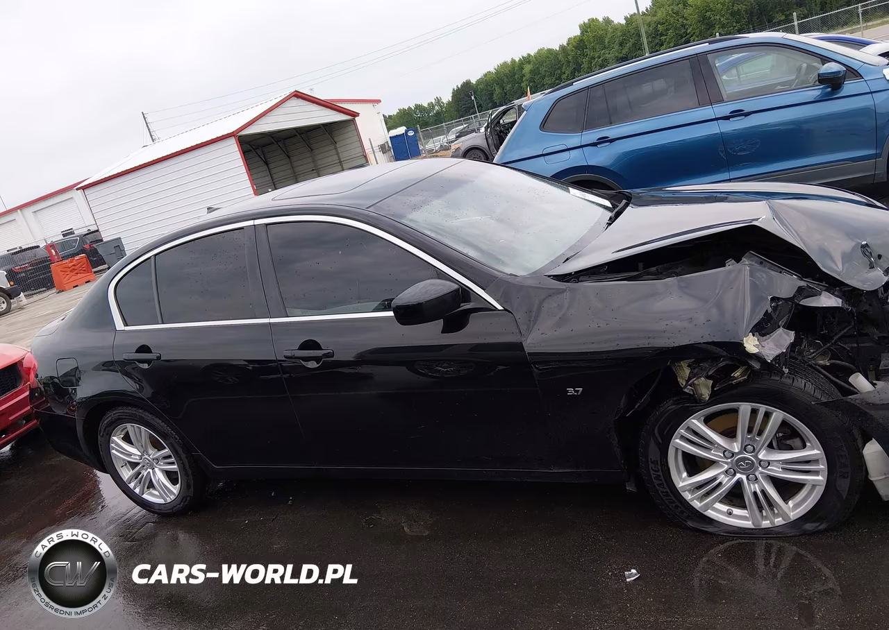 2015 Infiniti Q40 VIN:JN1CV6AR5FM524733 - 13
