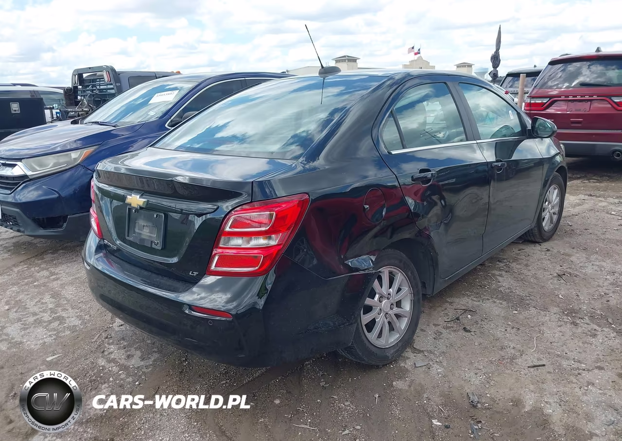2019 Chevrolet Sonic Lt Auto VIN:1G1JD5SB3K4113787 - 4