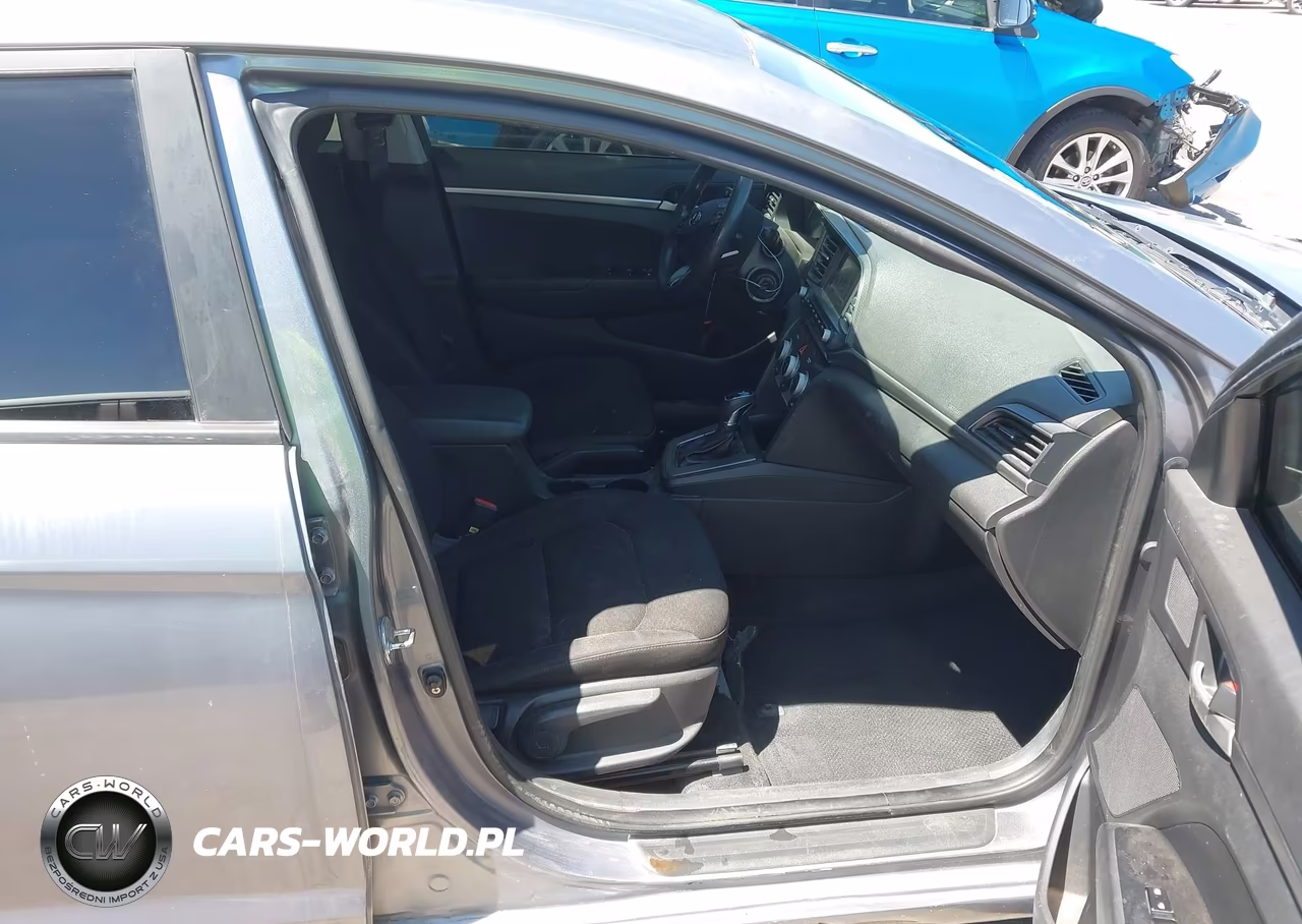 2019 Hyundai Elantra Se VIN:KMHD74LF4KU852573 - 5