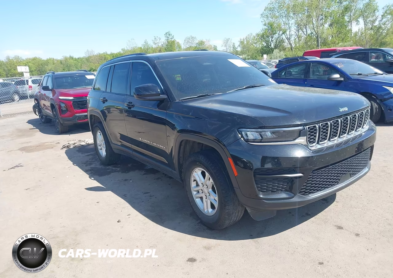 2023 Jeep Grand Cherokee Laredo 4X4 – zdjęcie 1 z 15