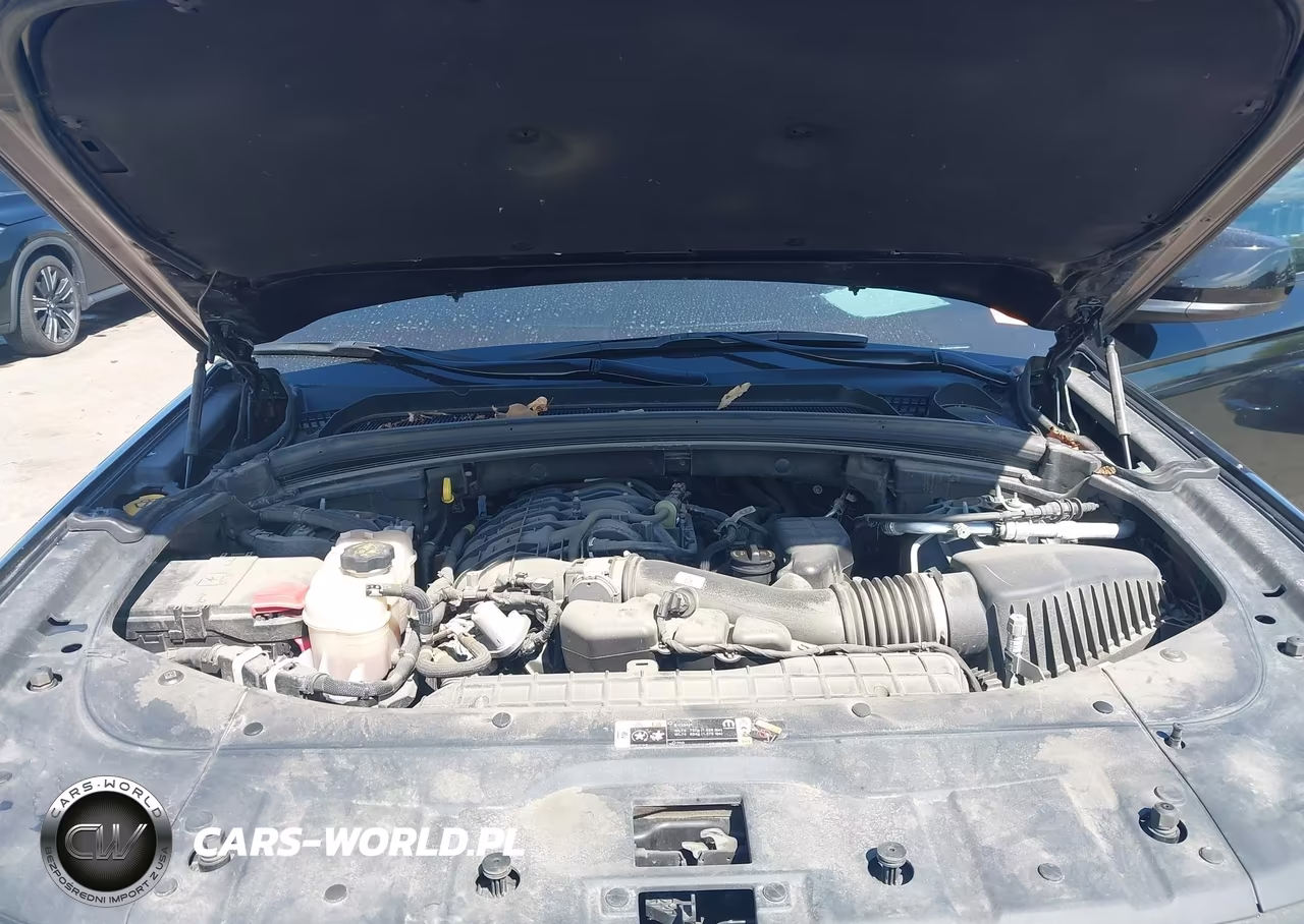 2023 Jeep Grand Cherokee Laredo 4X4 VIN:1C4RJHAG1P8911710 - 10