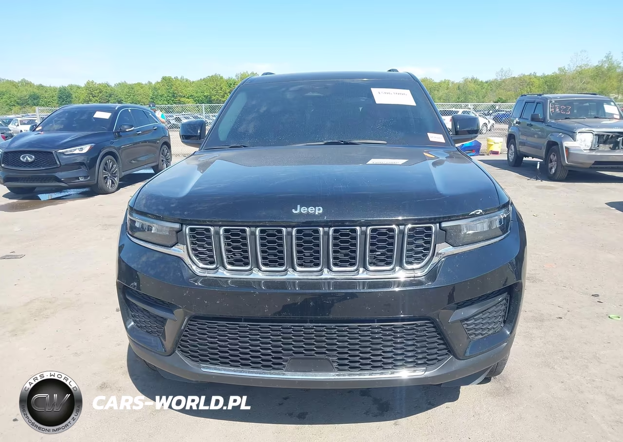 2023 Jeep Grand Cherokee Laredo 4X4 VIN:1C4RJHAG1P8911710 - 11