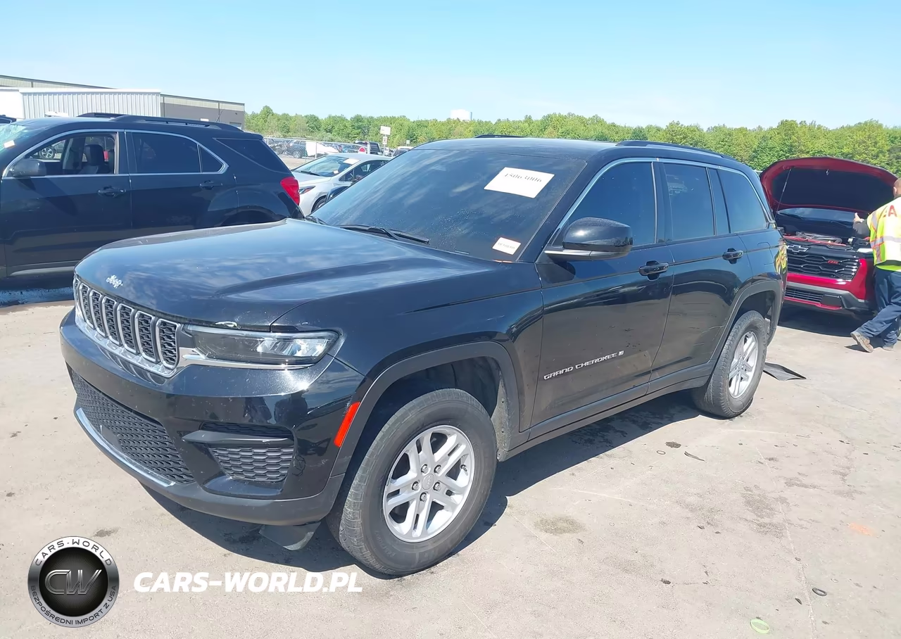 2023 Jeep Grand Cherokee Laredo 4X4 VIN:1C4RJHAG1P8911710 - 2