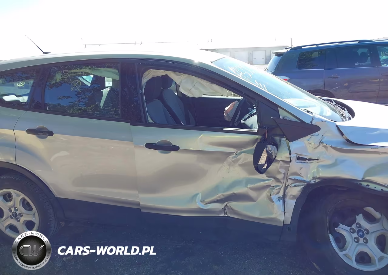 2019 Ford Escape S VIN:1FMCU0F71KUB52981 - 13