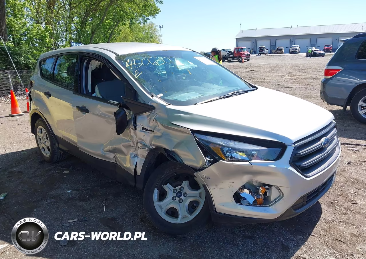 2019 Ford Escape S VIN:1FMCU0F71KUB52981 - 6