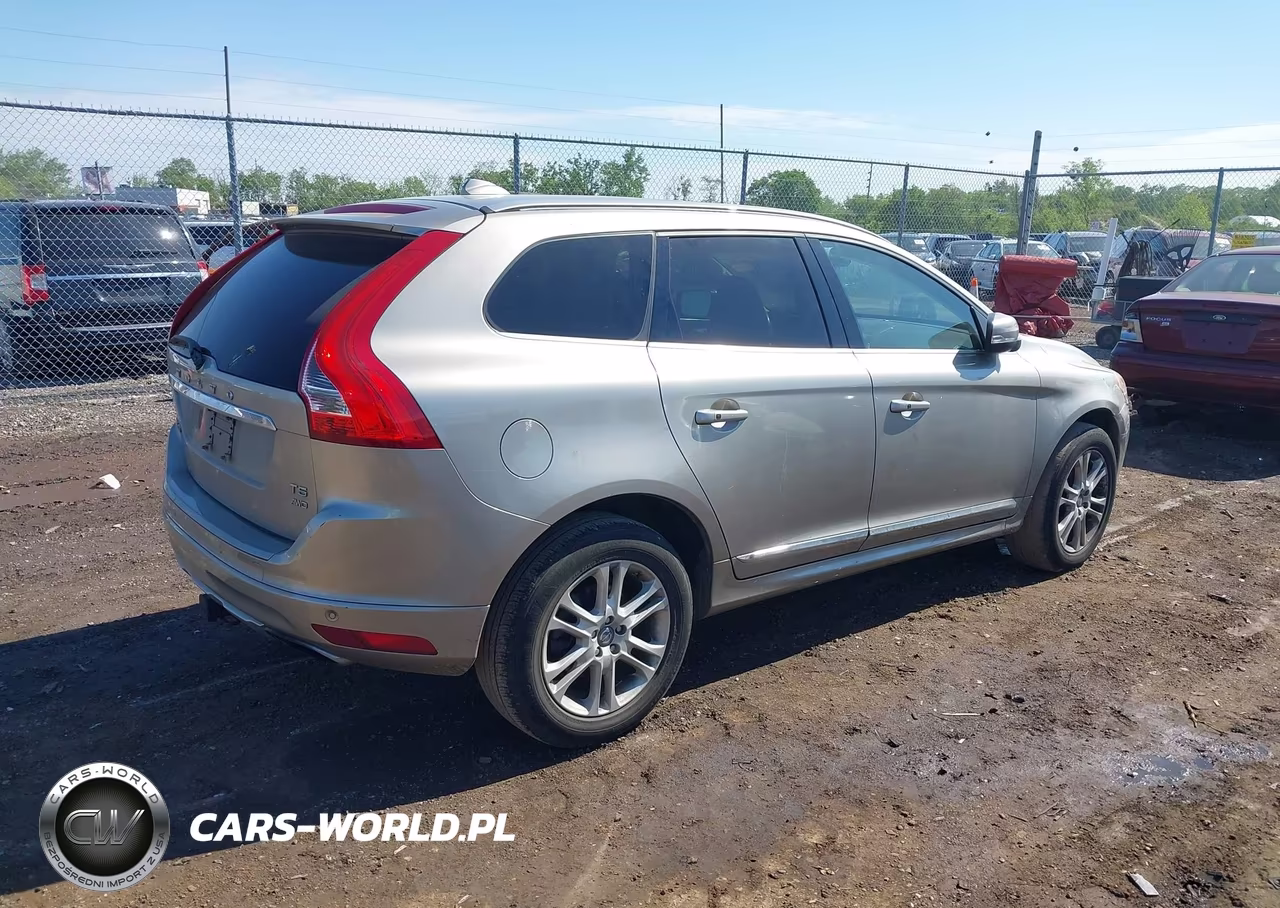 2015 Volvo Xc60 T5 Platinum VIN:YV4612RM1F2635957 - 4