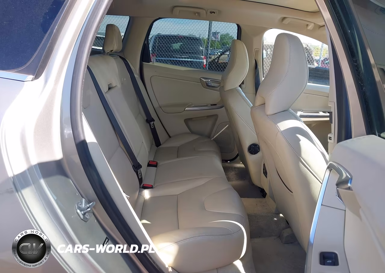 2015 Volvo Xc60 T5 Platinum VIN:YV4612RM1F2635957 - 8