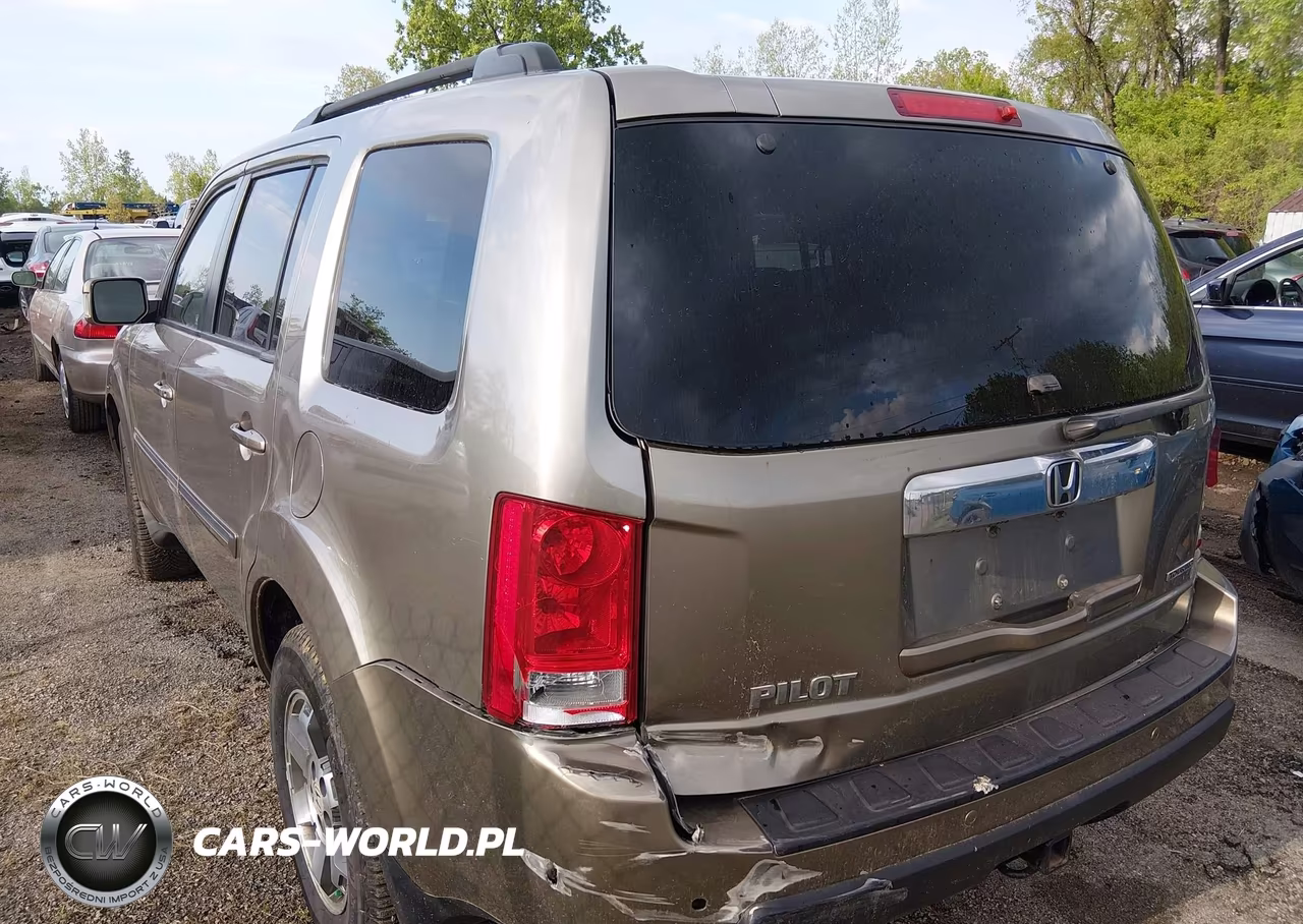 2009 Honda Pilot Touring VIN:5FNYF38939B009179 - 3