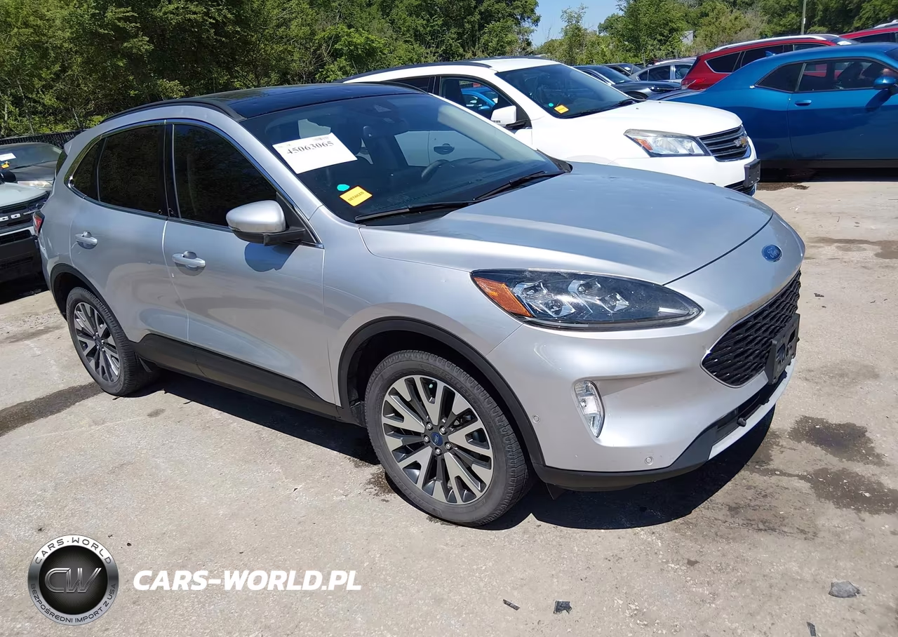 2020 Ford Escape Titanium