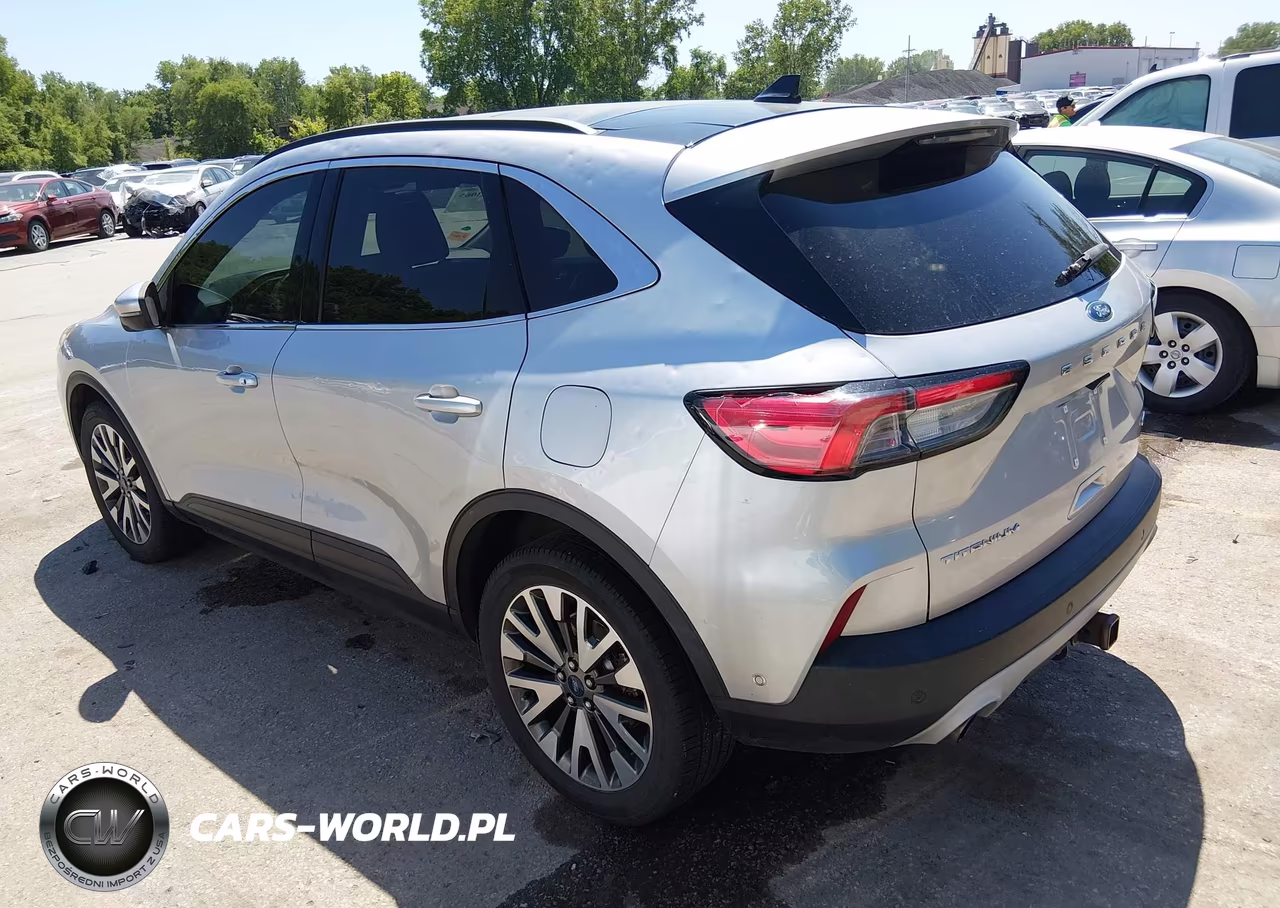 2020 Ford Escape Titanium VIN:1FMCU9J92LUA76931 - 3