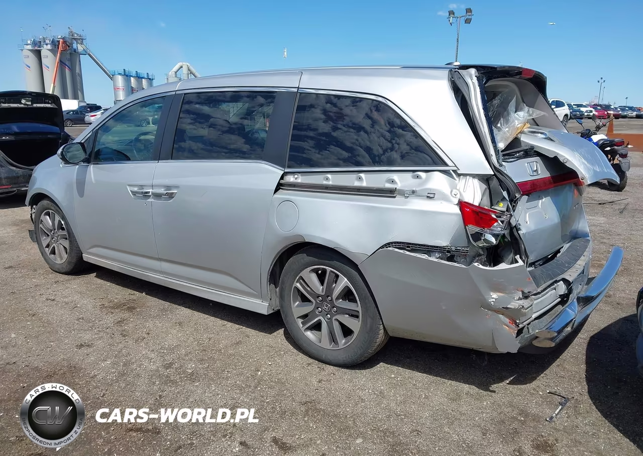 2014 Honda Odyssey Touring-Touring Elite VIN:5FNRL5H96EB120280 - 3