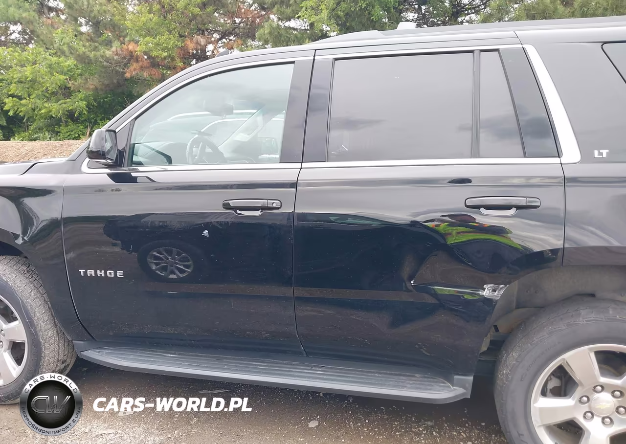 2017 Chevrolet Tahoe Lt VIN:1GNSKBKC0HR387430 - 14
