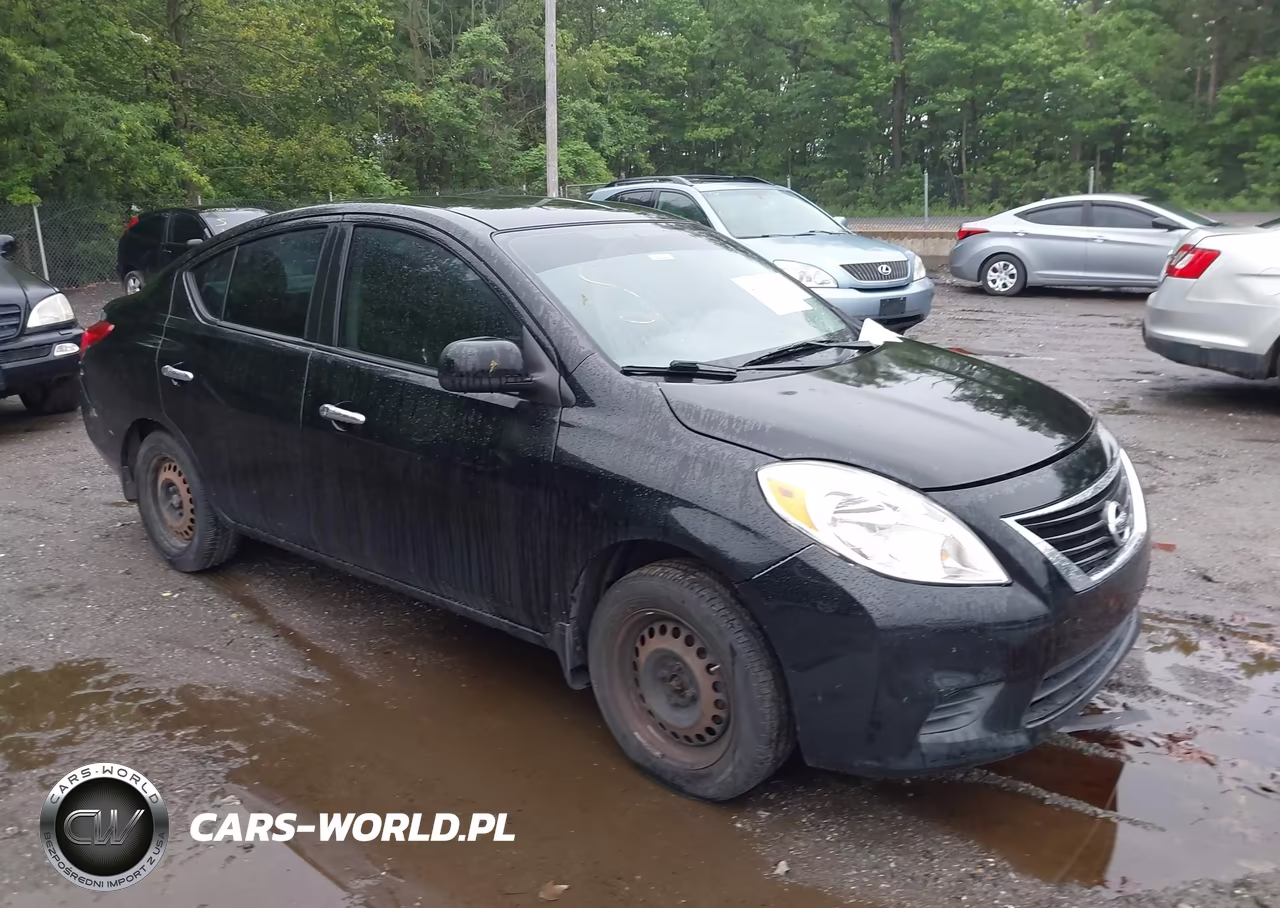 2012 Nissan Versa 1.6 Sv
