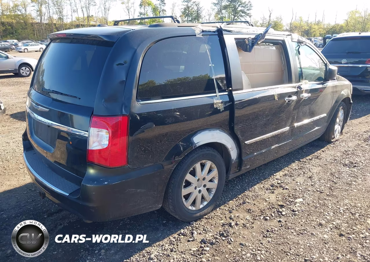 2016 Chrysler Town & Country Touring VIN:2C4RC1BG8GR248222 - 4