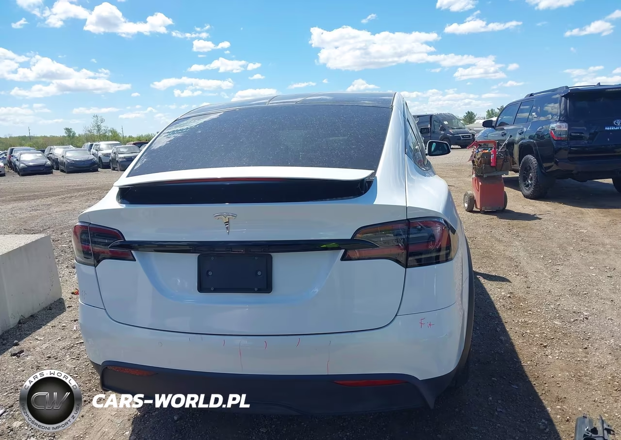 2023 Tesla Model X Dual Motor All-Wheel Drive-Standard Range VIN:7SAXCBE5XPF377150 - 17