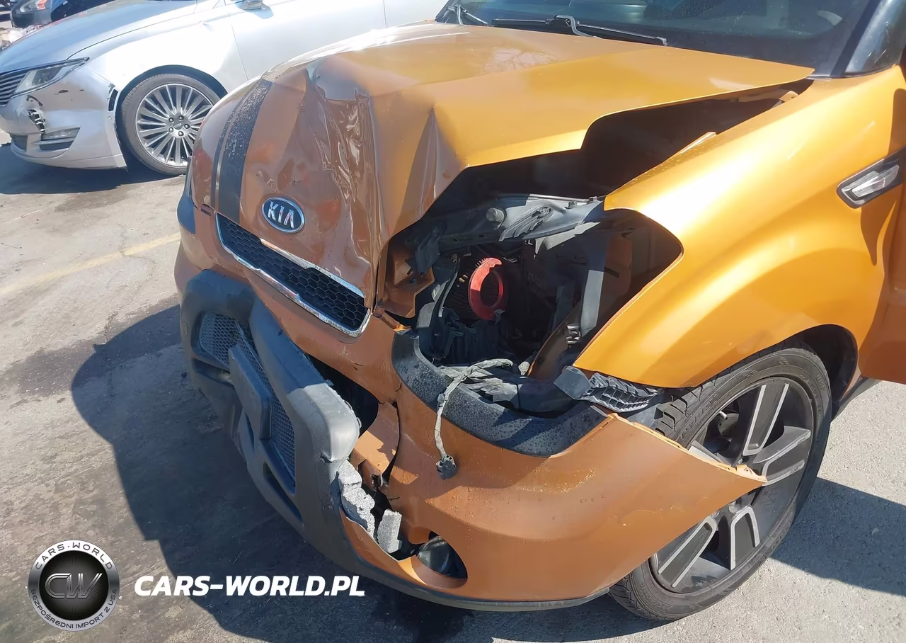 2010 Kia Soul + VIN:KNDJT2A28A7103151 - 6