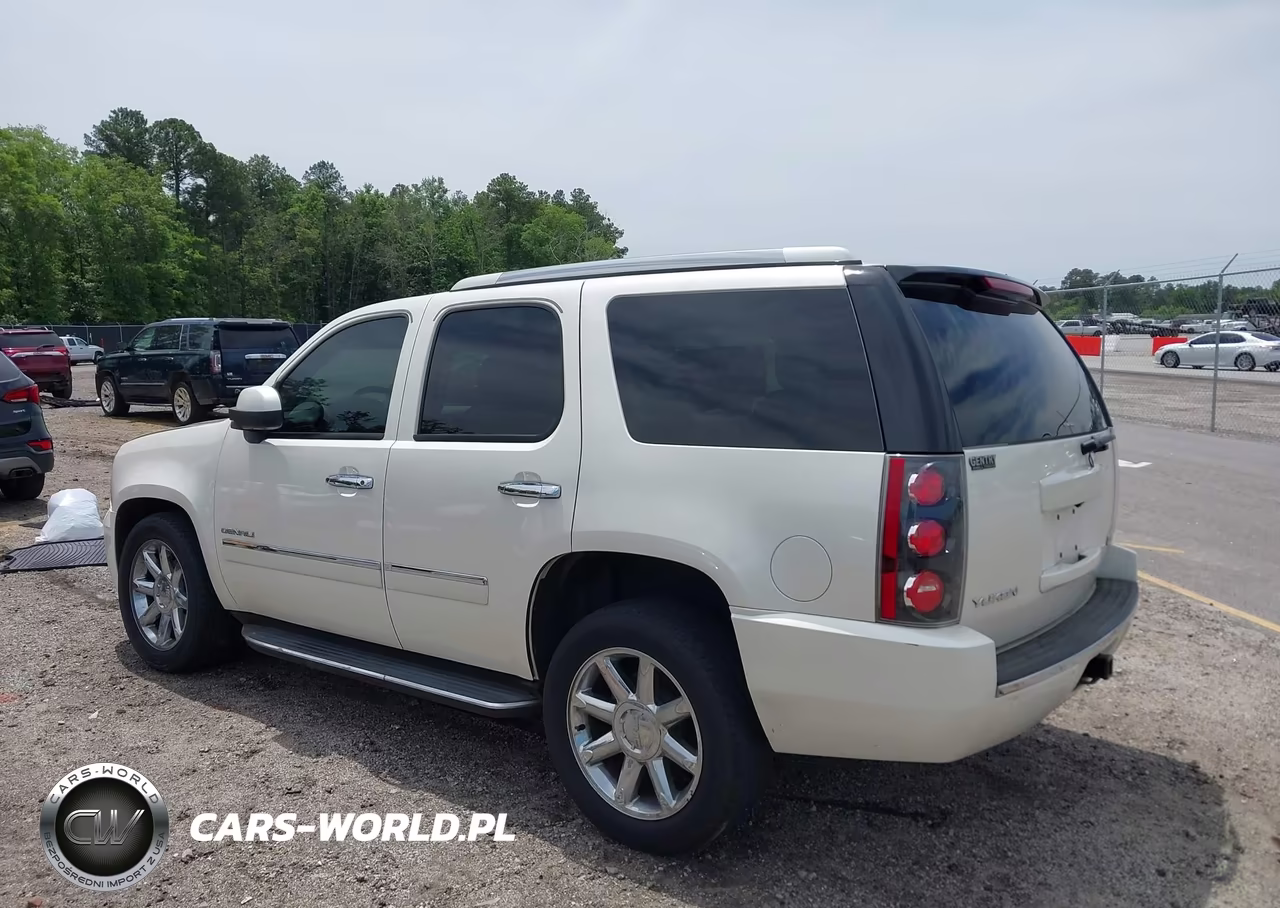 2013 GMC Yukon Denali VIN:1GKS1EEF1DR249705 - 3