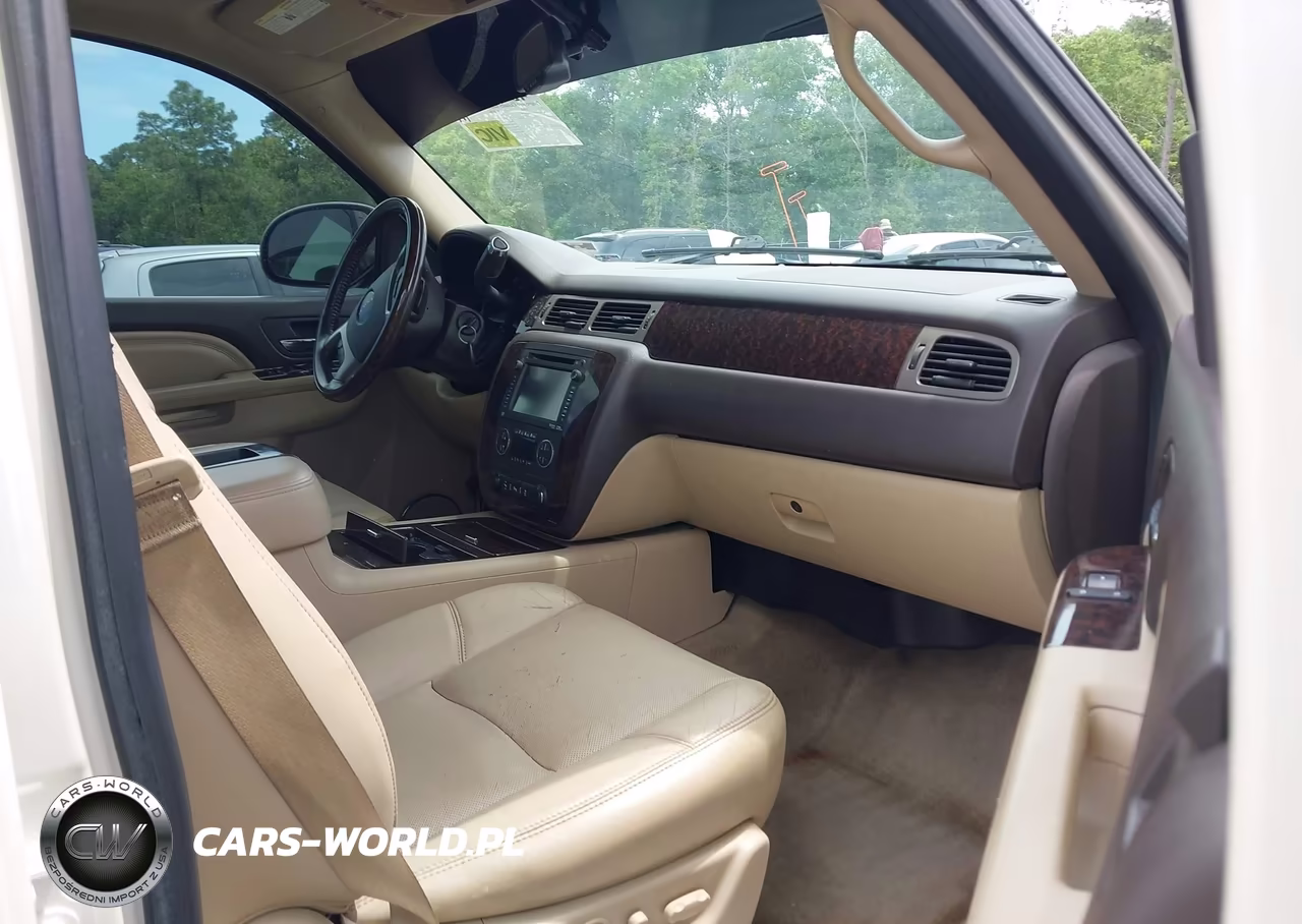 2013 GMC Yukon Denali VIN:1GKS1EEF1DR249705 - 5