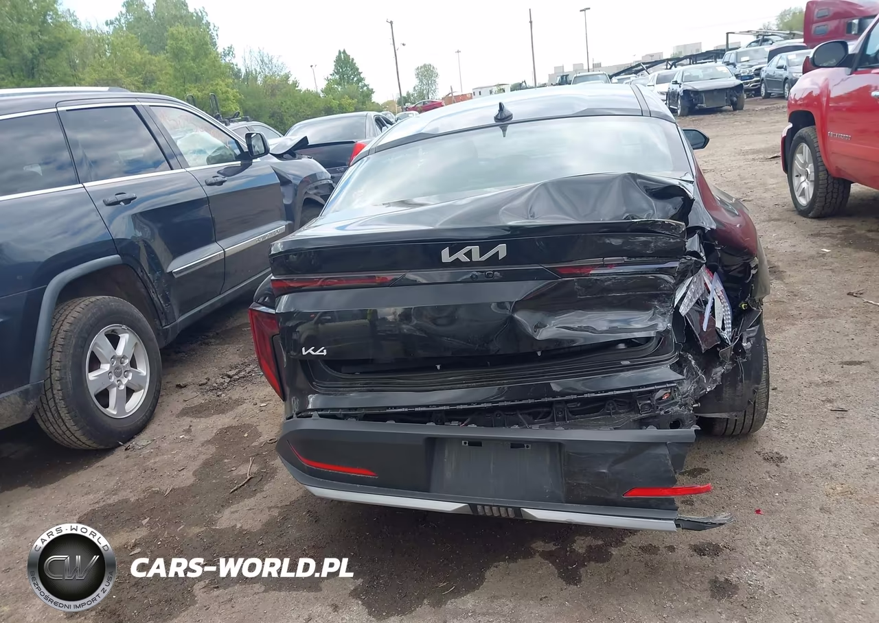 2025 Kia K4 Lxs VIN:3KPFT4DE2SE129463 - 16