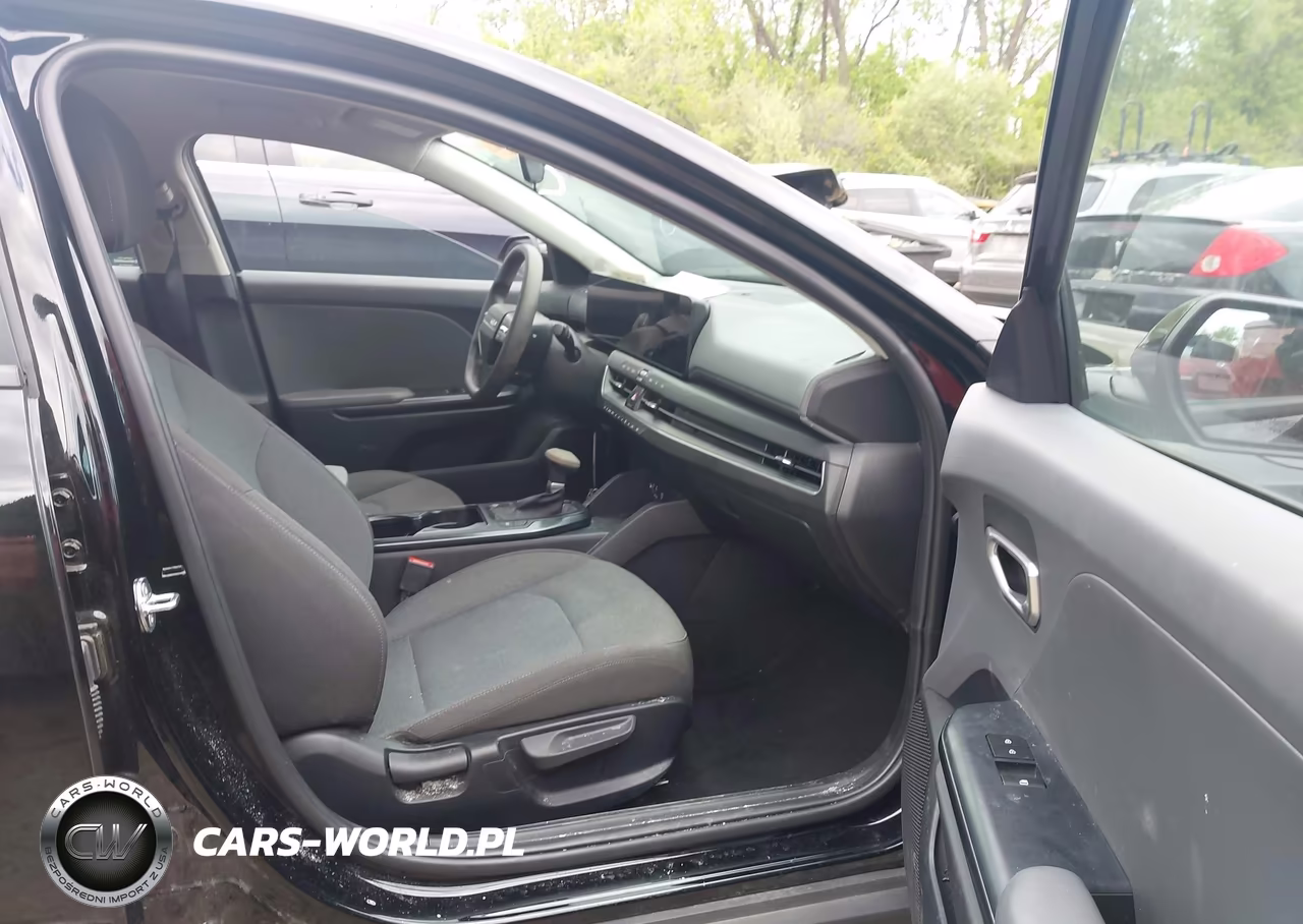 2025 Kia K4 Lxs VIN:3KPFT4DE2SE129463 - 5