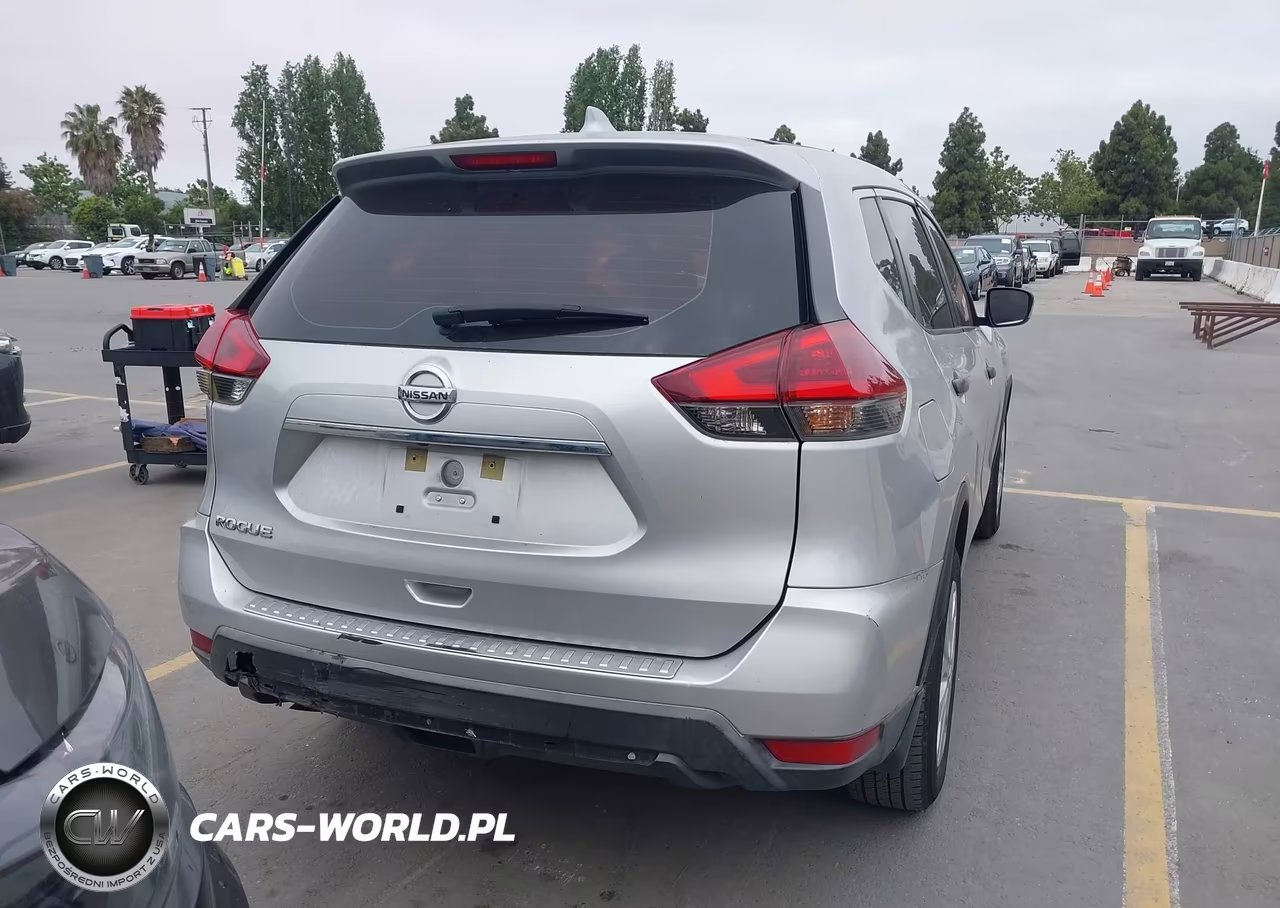2018 Nissan Rogue S VIN:KNMAT2MT3JP540608 - 17