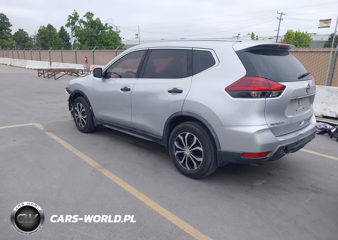 2018 Nissan Rogue S VIN:KNMAT2MT3JP540608 - 3