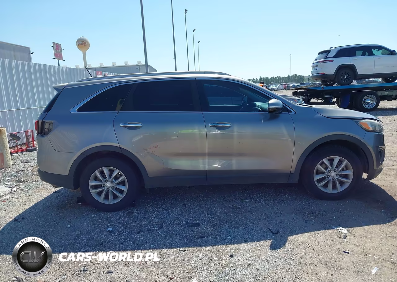 2017 Kia Sorento 3.3L Lx VIN:5XYPG4A58HG194813 - 14