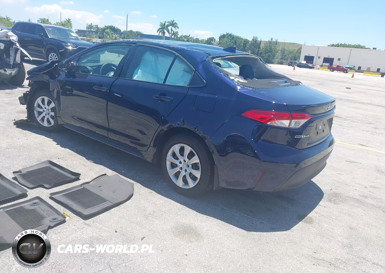 2026 Toyota Corolla Le VIN:5YFB4MDE2TP422727 - 3