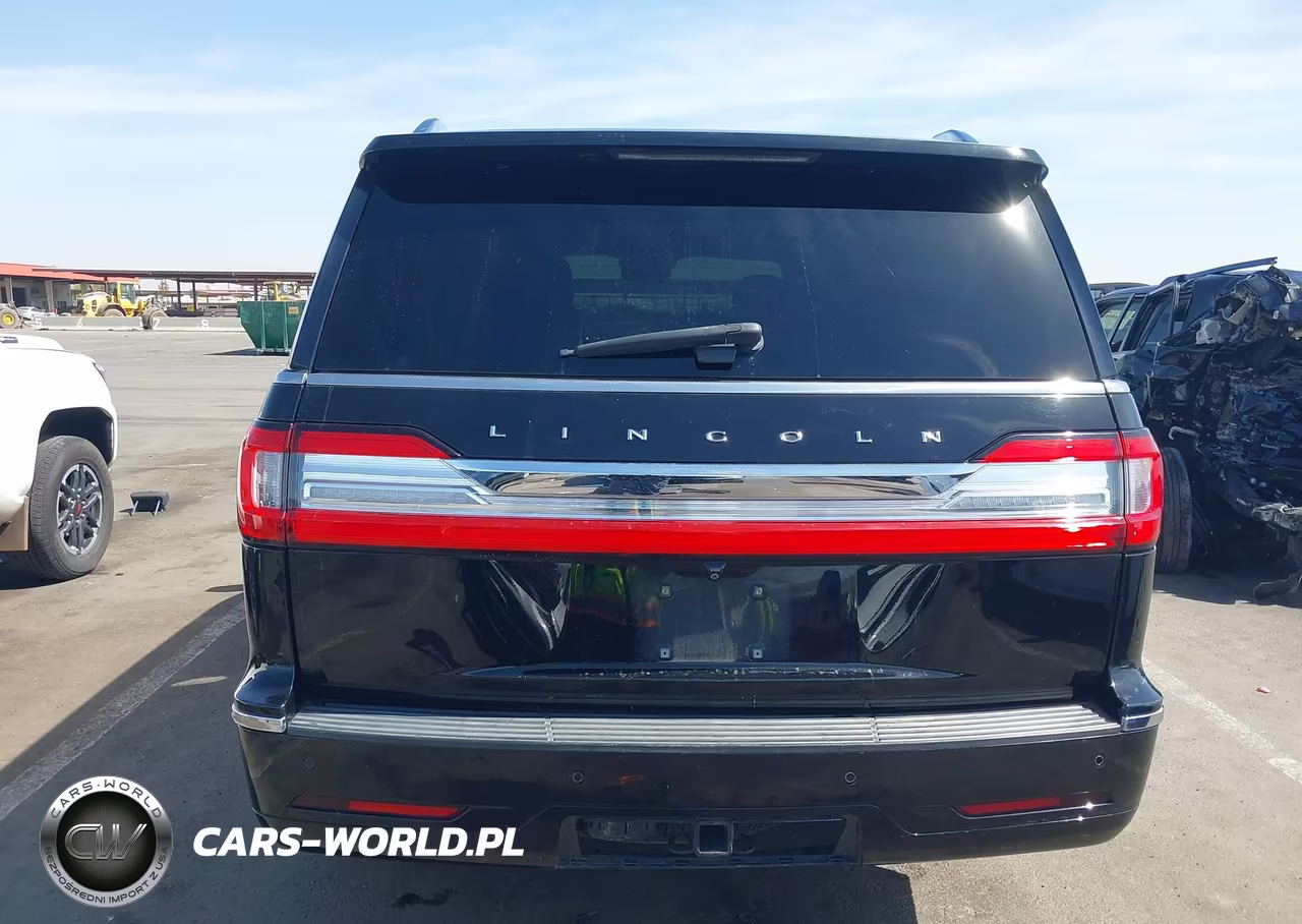 2018 Lincoln Navigator L Select VIN:5LMJJ3HT8JEL08113 - 16