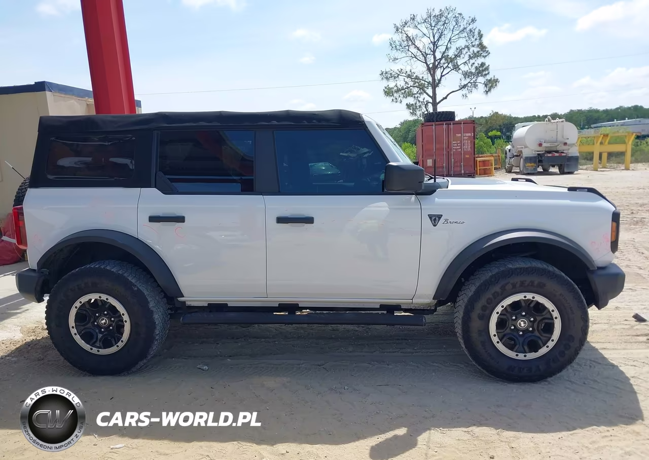 2022 Ford Bronco VIN:1FMEE5DP2NLA73612 - 13